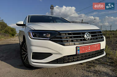 Седан Volkswagen Jetta 2021 в 