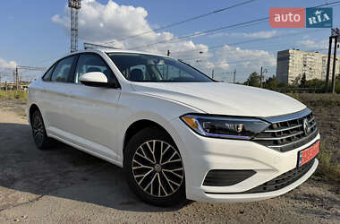 Седан Volkswagen Jetta 2021 в 