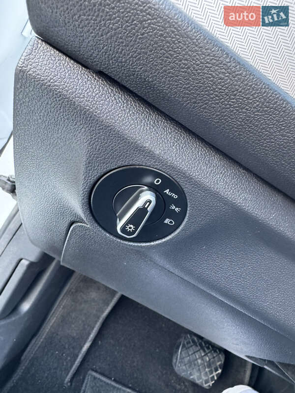 Седан Volkswagen Jetta 2021 в Харькове