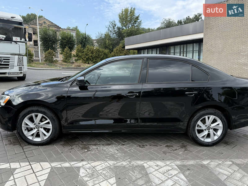 Седан Volkswagen Jetta 2014 в Каменском фото 4 Седан Volkswagen Jetta 2014 в Каменском