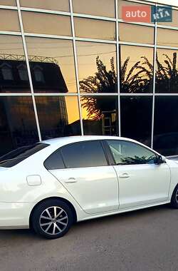 Седан Volkswagen Jetta 2017 в Бердичеве