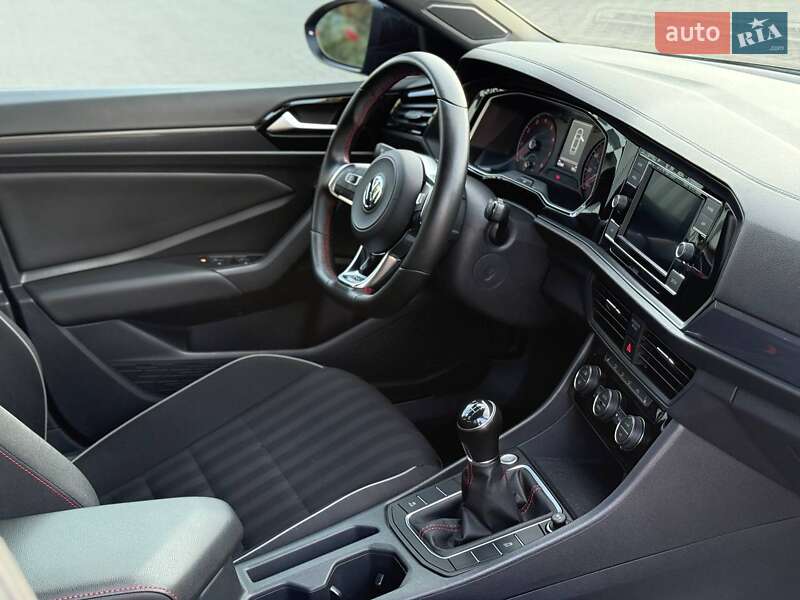 Седан Volkswagen Jetta 2019 в Одессе фото 28 Седан Volkswagen Jetta 2019 в Одессе