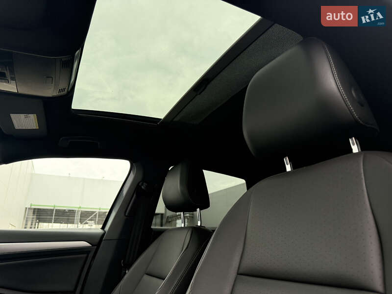 Седан Volkswagen Jetta 2019 в Одессе