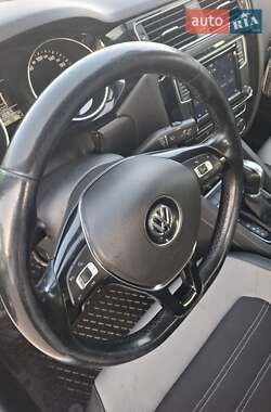 Седан Volkswagen Jetta 2016 в 