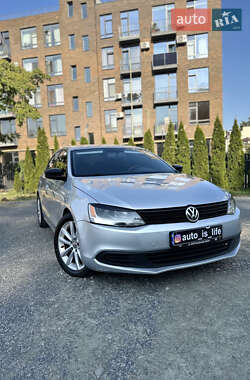 Volkswagen Jetta 2012