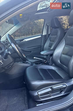 Седан Volkswagen Jetta 2014 в Змиеве