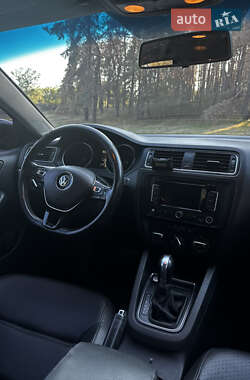 Седан Volkswagen Jetta 2014 в Змиеве