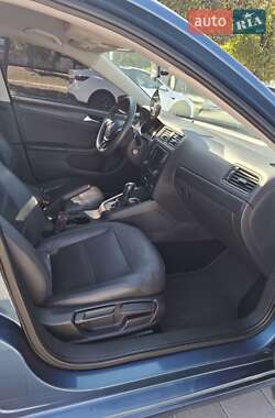 Седан Volkswagen Jetta 2016 в Черкасах