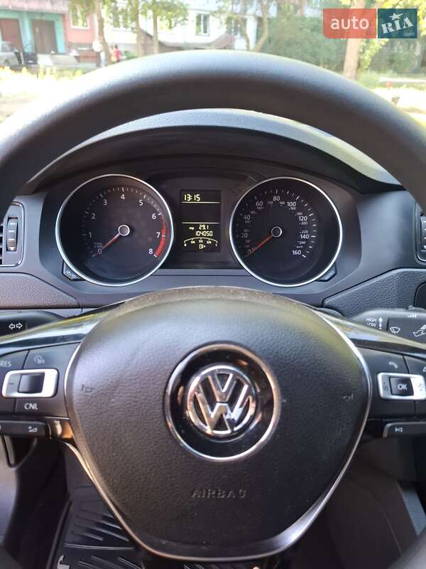 Седан Volkswagen Jetta 2016 в Черкасах