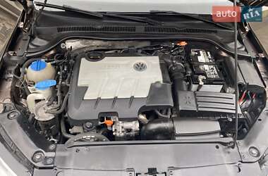 Седан Volkswagen Jetta 2021 в 