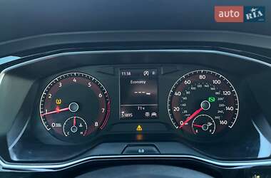 Седан Volkswagen Jetta 2018 в 