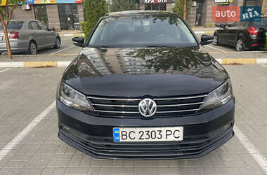 Седан Volkswagen Jetta 2016 в 