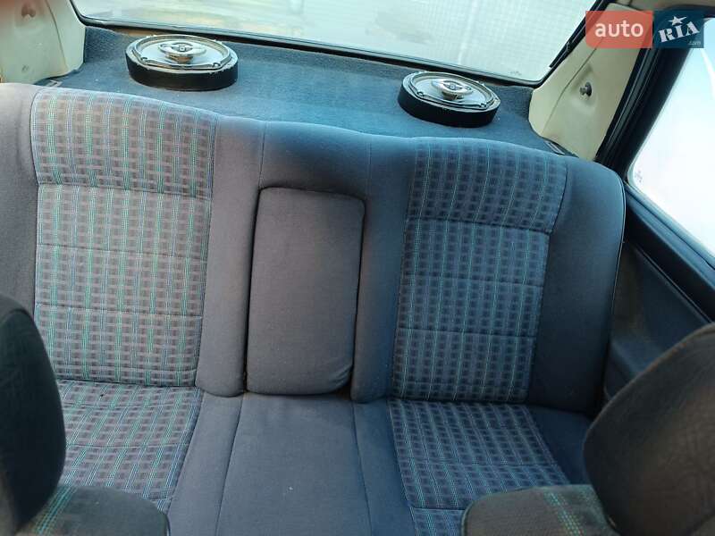 Седан Volkswagen Jetta 1991 в Ровно