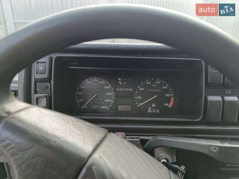 Седан Volkswagen Jetta 1991 в Ровно