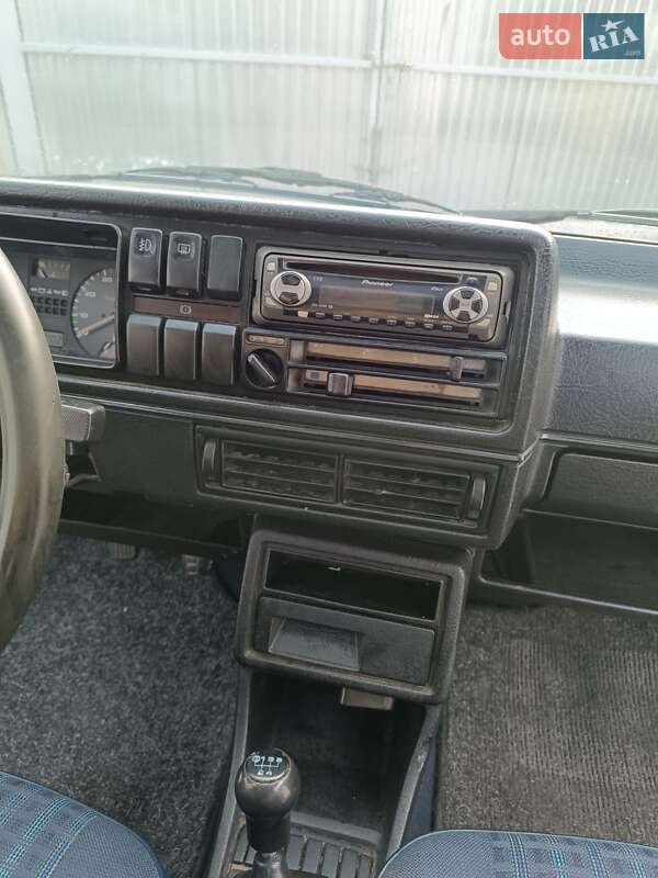 Седан Volkswagen Jetta 1991 в Ровно