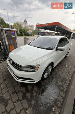 Седан Volkswagen Jetta 2014 в 