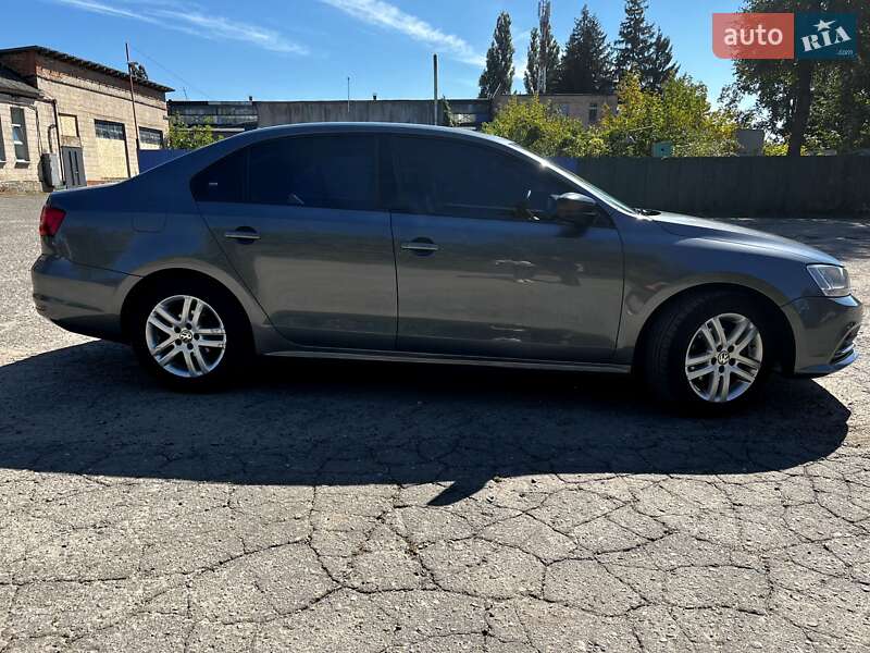 Седан Volkswagen Jetta 2014 в Сумах
