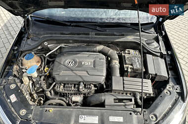 Седан Volkswagen Jetta 2015 в 