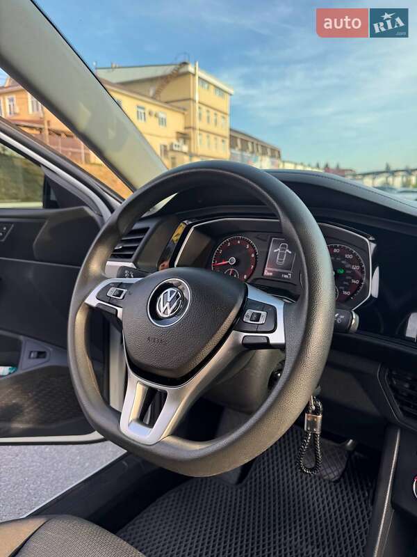 Седан Volkswagen Jetta 2018 в Виннице фото 7 Седан Volkswagen Jetta 2018 в Виннице