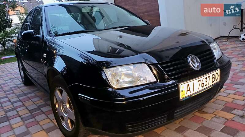 Седан Volkswagen Jetta 2001 в Ровно
