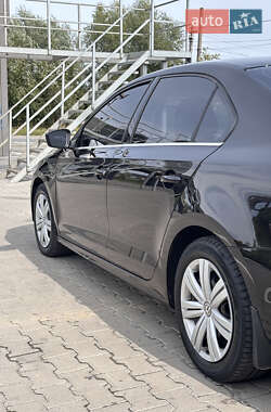 Седан Volkswagen Jetta 2017 в 