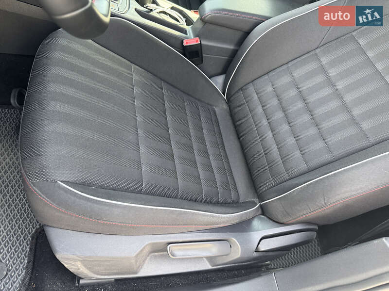 Седан Volkswagen Jetta 2019 в Києві