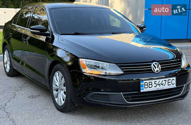 Седан Volkswagen Jetta 2012 в Києві