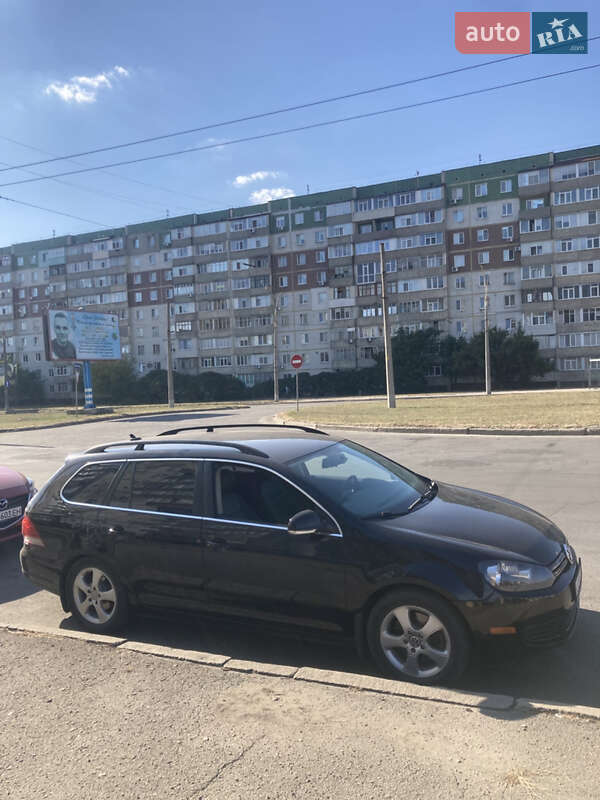 Універсал Volkswagen Jetta 2014 в Києві