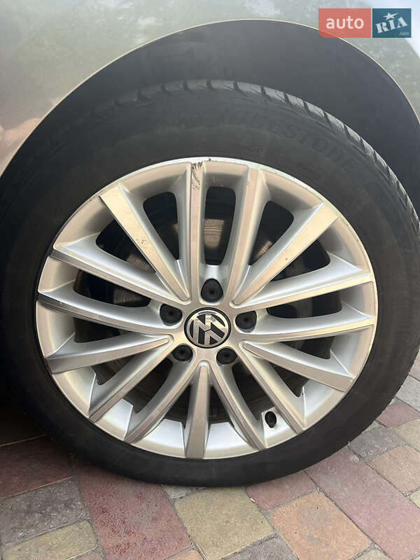 Седан Volkswagen Jetta 2016 в Миргороді