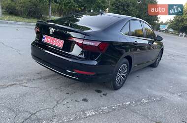 Седан Volkswagen Jetta 2020 в 