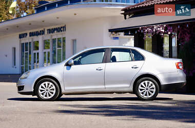Седан Volkswagen Jetta 2007 в 