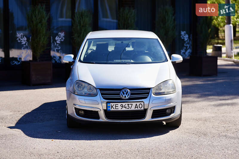 Седан Volkswagen Jetta 2007 в Кривом Роге