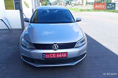 Седан Volkswagen Jetta 2011 в 