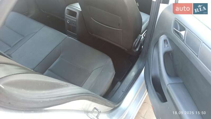 Седан Volkswagen Jetta 2011 в Броварах