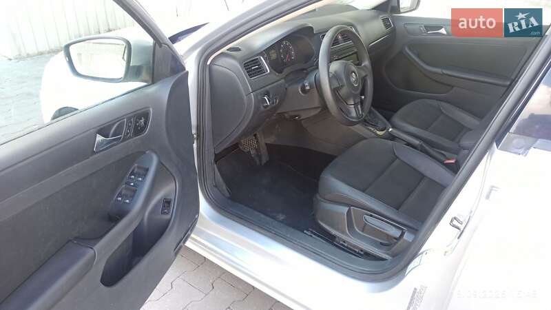 Седан Volkswagen Jetta 2011 в Броварах