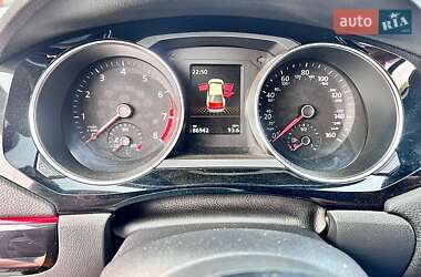 Седан Volkswagen Jetta 2017 в 