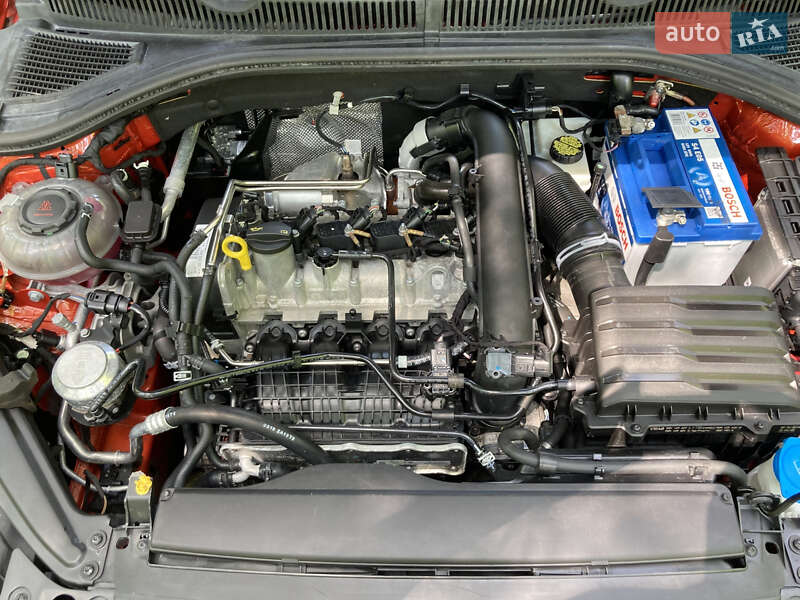 Седан Volkswagen Jetta 2019 в Києві