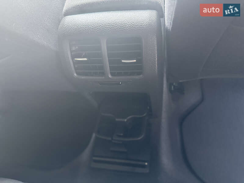 Седан Volkswagen Jetta 2007 в Рівному