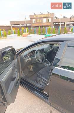 Седан Volkswagen Jetta 2013 в 