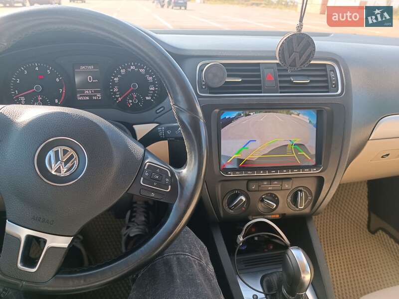 Седан Volkswagen Jetta 2013 в Кривому Розі