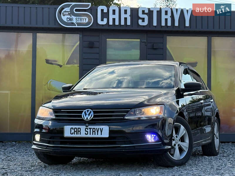 Седан Volkswagen Jetta 2014 в 