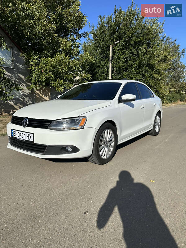 Седан Volkswagen Jetta 2014 в Одесі