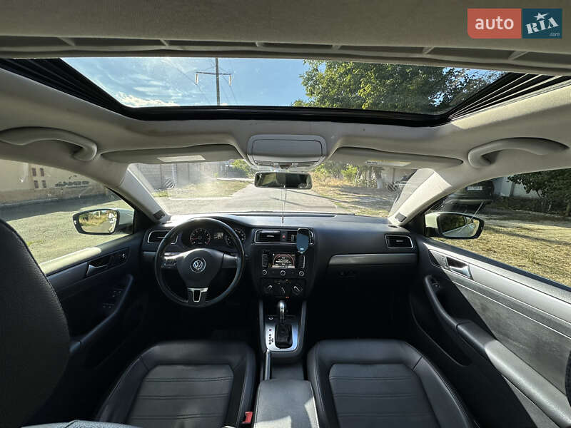 Седан Volkswagen Jetta 2014 в Одесі