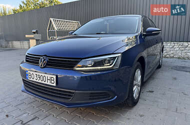 Volkswagen Jetta 2013