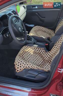 Седан Volkswagen Jetta 2009 в 