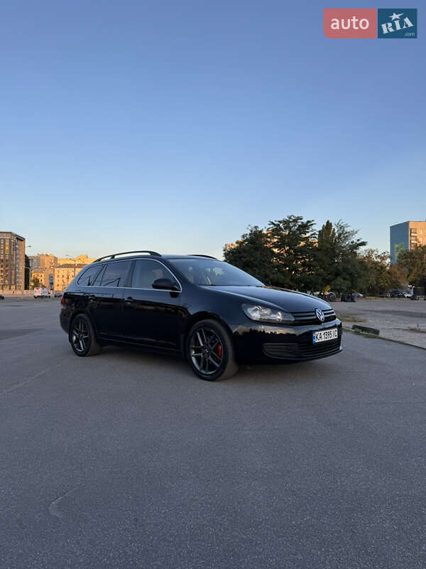 Универсал Volkswagen Jetta 2010 в Харькове