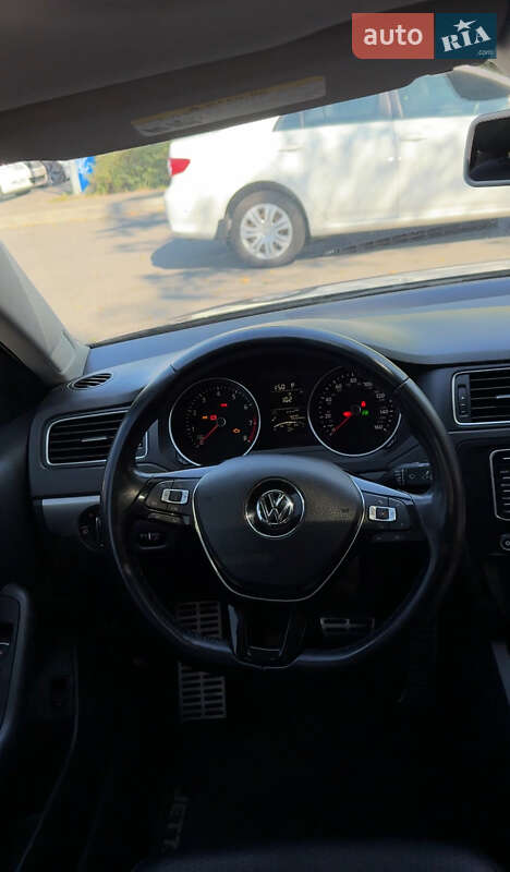 Седан Volkswagen Jetta 2014 в Києві фото 31 Седан Volkswagen Jetta 2014 в Києві