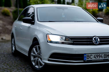 Седан Volkswagen Jetta 2015 в 