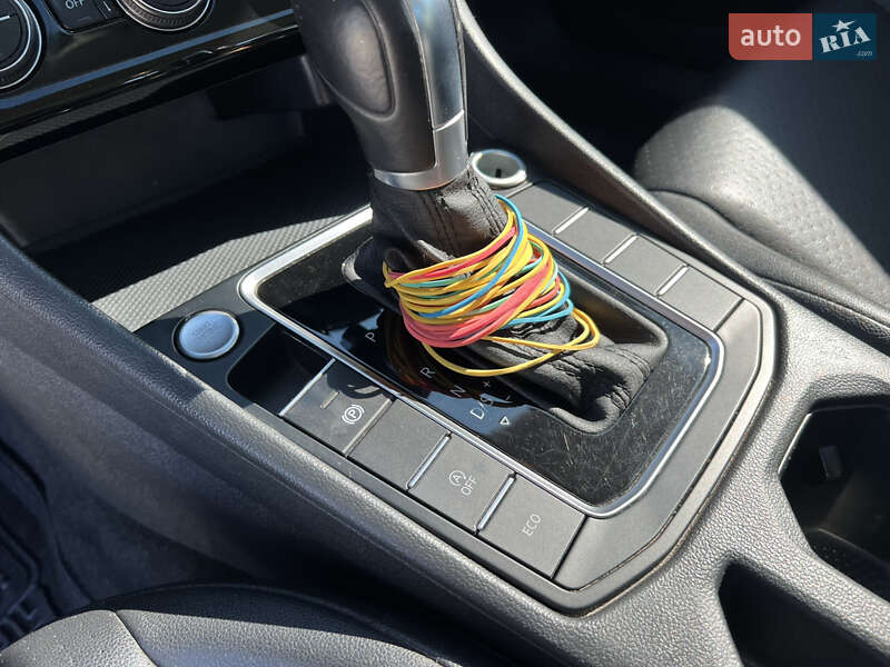 Седан Volkswagen Jetta 2018 в Чорткові