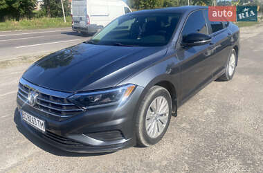 Седан Volkswagen Jetta 2018 в 